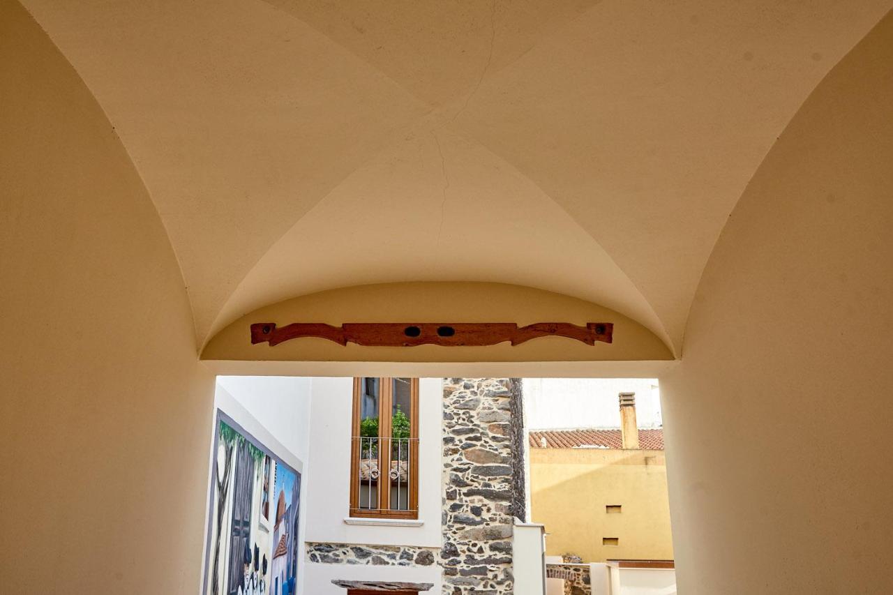 Casa Masuri, Nel Cuore Di Dorgali Bagian luar foto